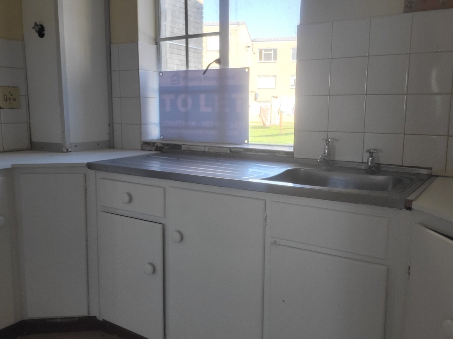 To Let 2 Bedroom Property for Rent in Ruyterwacht Western Cape